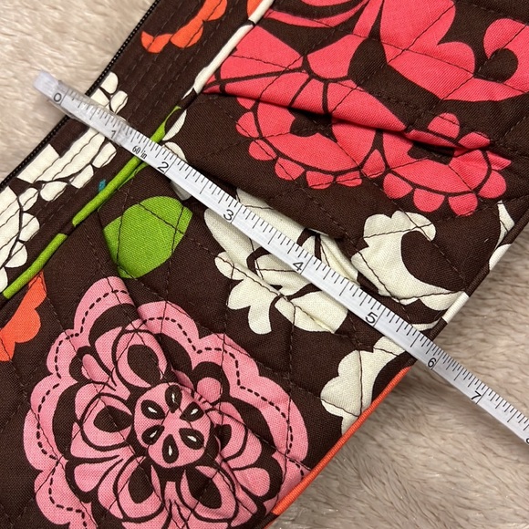 🎉HP🎉 VERA BRADLEY “Lola” Crossbody (Retired) - Picture 11 of 12